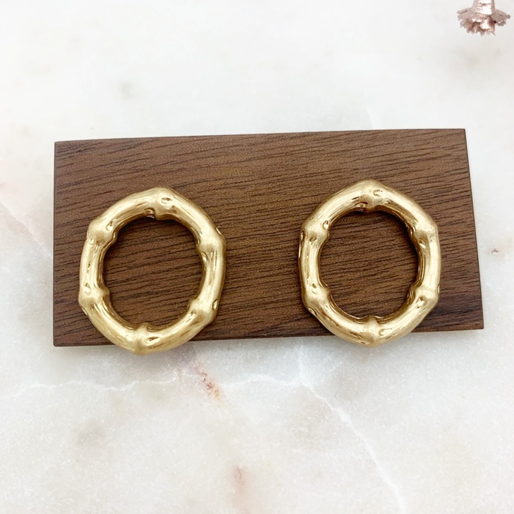 'O' Bamboo Initial Name Earrings Studs Gold
